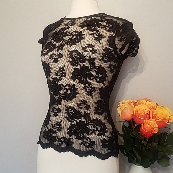Ann Taylor Tops - Ann Taylor lace top  ♥️